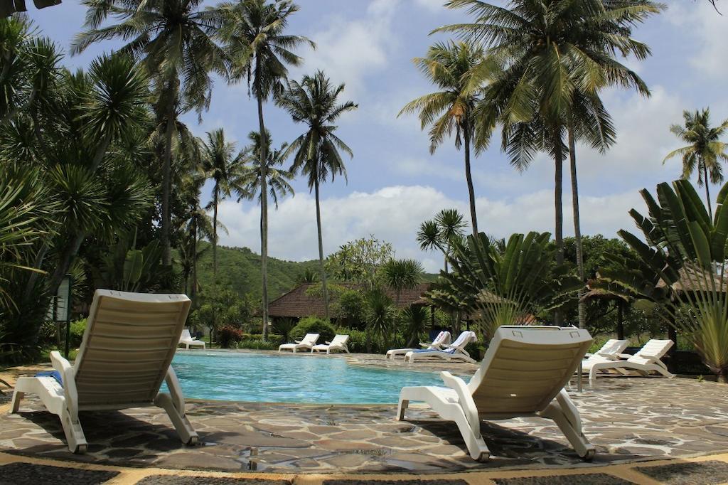 Tastura Beach Hotel Kuta  Экстерьер фото