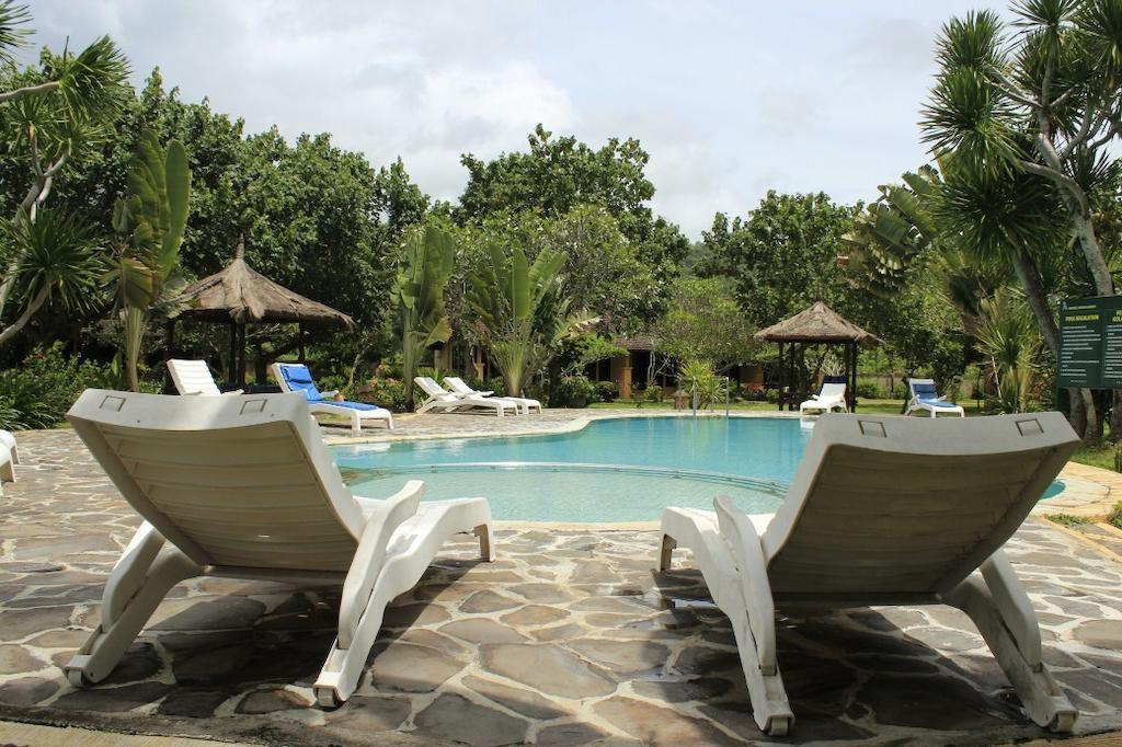 Tastura Beach Hotel Kuta  Экстерьер фото