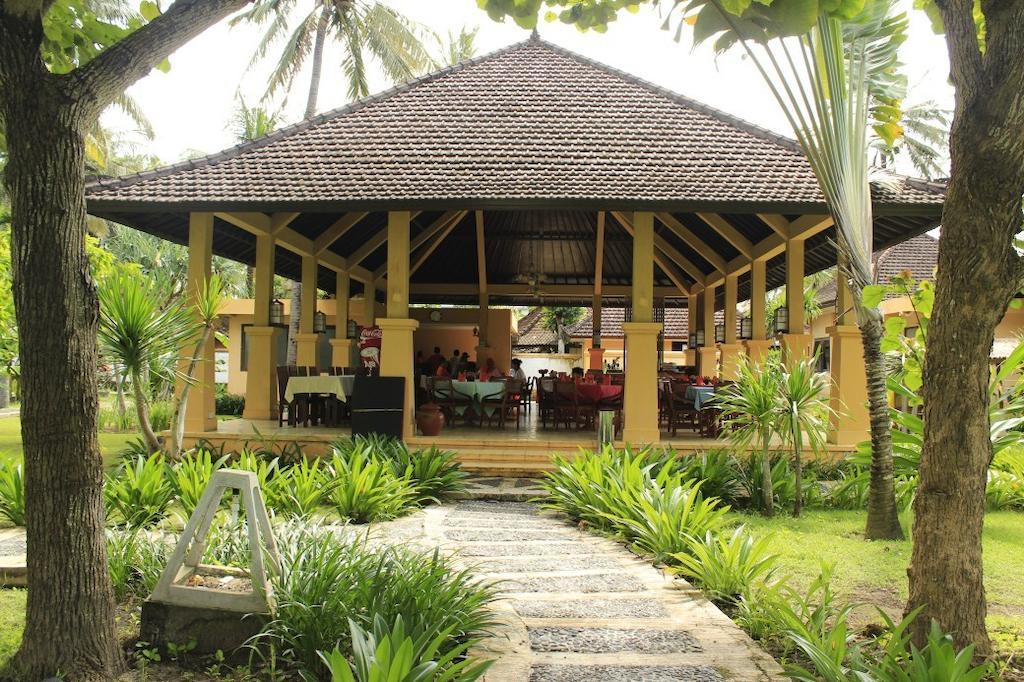 Tastura Beach Hotel Kuta  Экстерьер фото